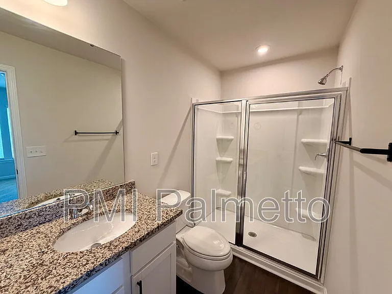 1074 Cornelia St — Photo 16