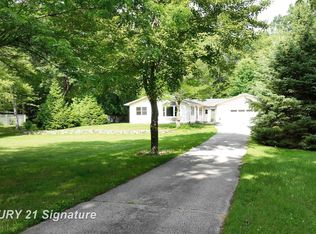 10293 Carr Rd, Saint Charles, MI 48655