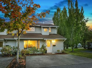 680 Murrelet Dr #328, Comox, BC V9M3P2