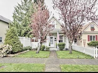 1206 N Oakes St, Tacoma, WA 98406