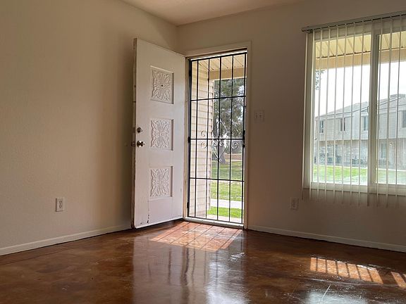 2nd image of 6518 S McAllister Ave