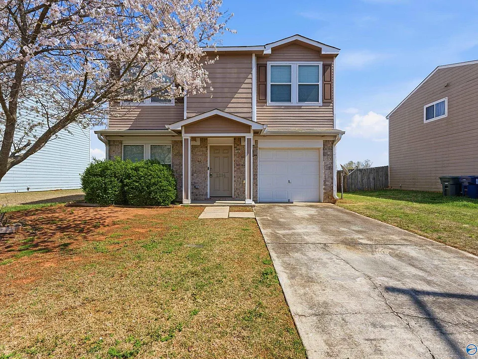 3294 Castlecreek Dr