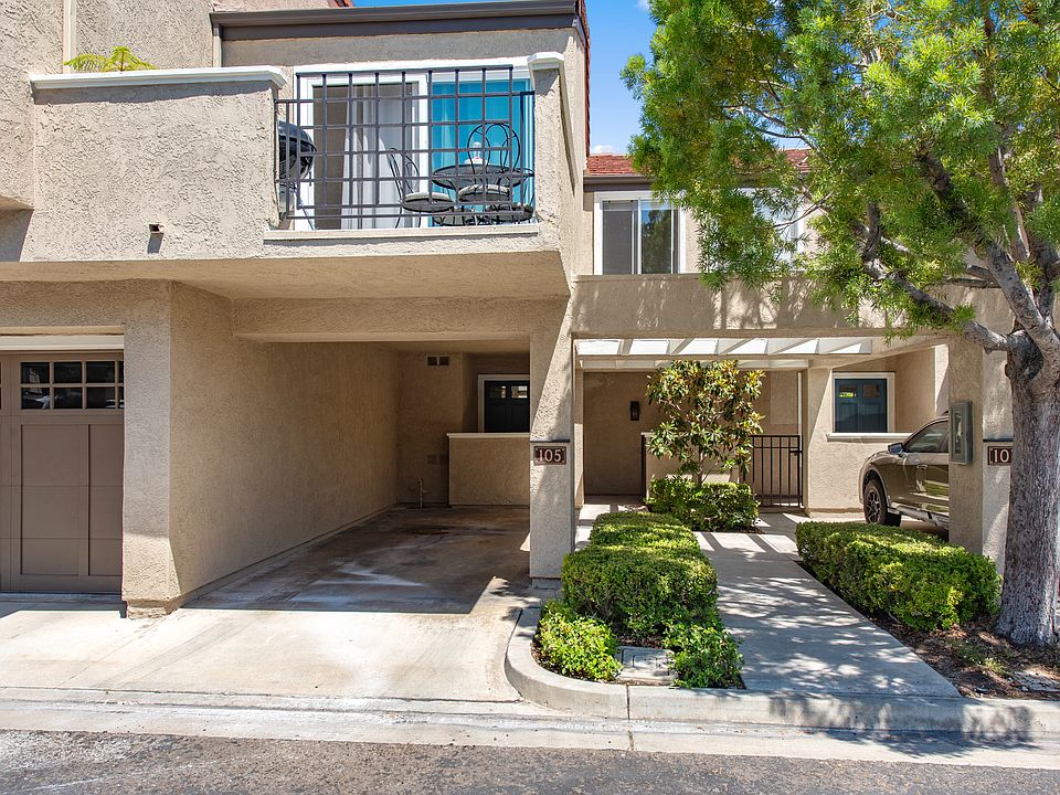 1st image of 105 Stanford Ct