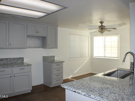 5th image of 8472 Viburnum Ave