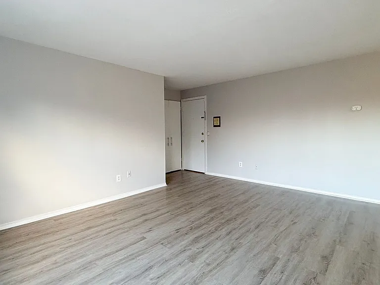 55 Morris St — Photo 5