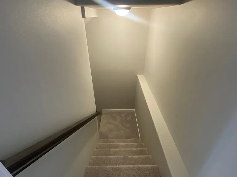 2232 Griffin Dr S — Photo 10