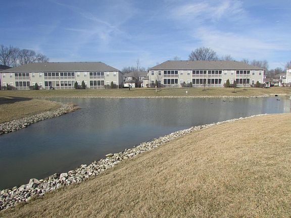 3rd image of 5343 Nottinghamshire Ln
