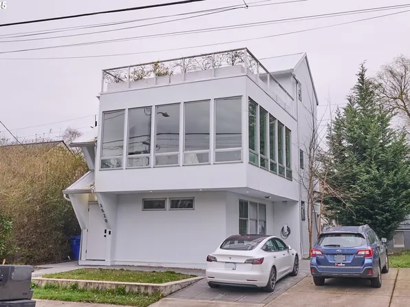 3520 NE Rodney Ave, Portland, OR 97212