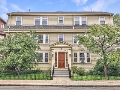 17 Hastings St APT 5, West Roxbury, MA, 02132
