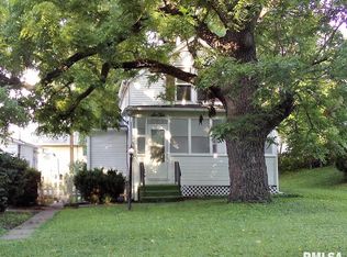 610 17th St, Bettendorf, IA