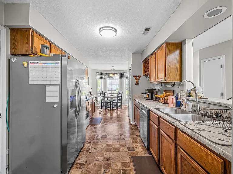 132 Stonemark Ct — Photo 16