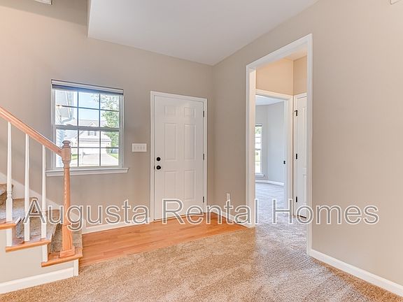 5th image of 812 Oshields Ct