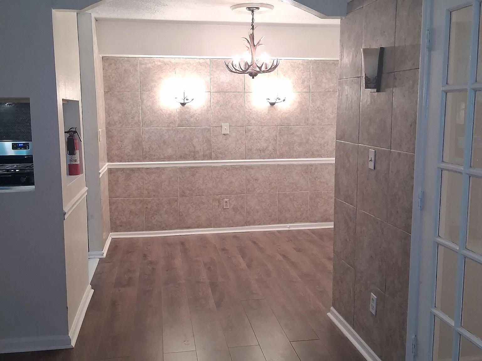 2 bed, 875 sqft, $1,300 — Photo 3