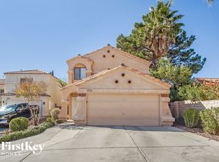 2801 Edge Rock Cir, Las Vegas, NV 89117