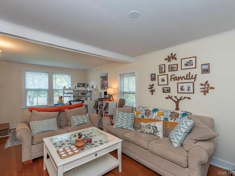 1385 Old Shipyard Ln — Photo 7