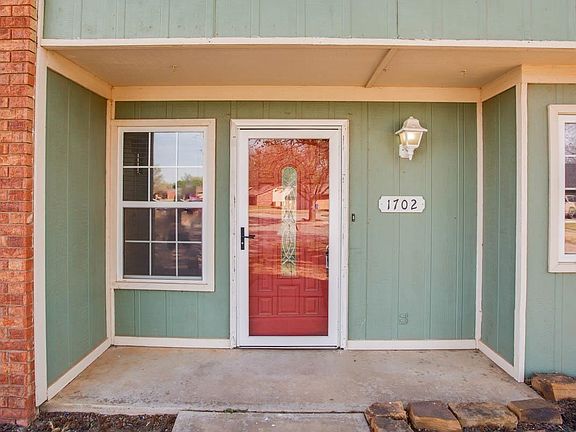 3rd image of 1702 Buckboard Ln