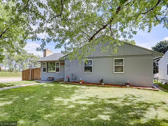 2nd image of 2256 Fremont Ave