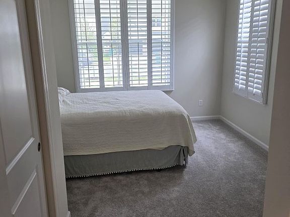 3rd image of 852 Cowley Dr