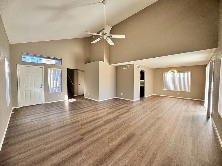 10453 N 76th Dr — Photo 25