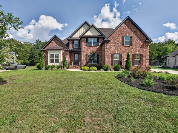 1439 Ansley Kay Dr, Christiana, TN 37037