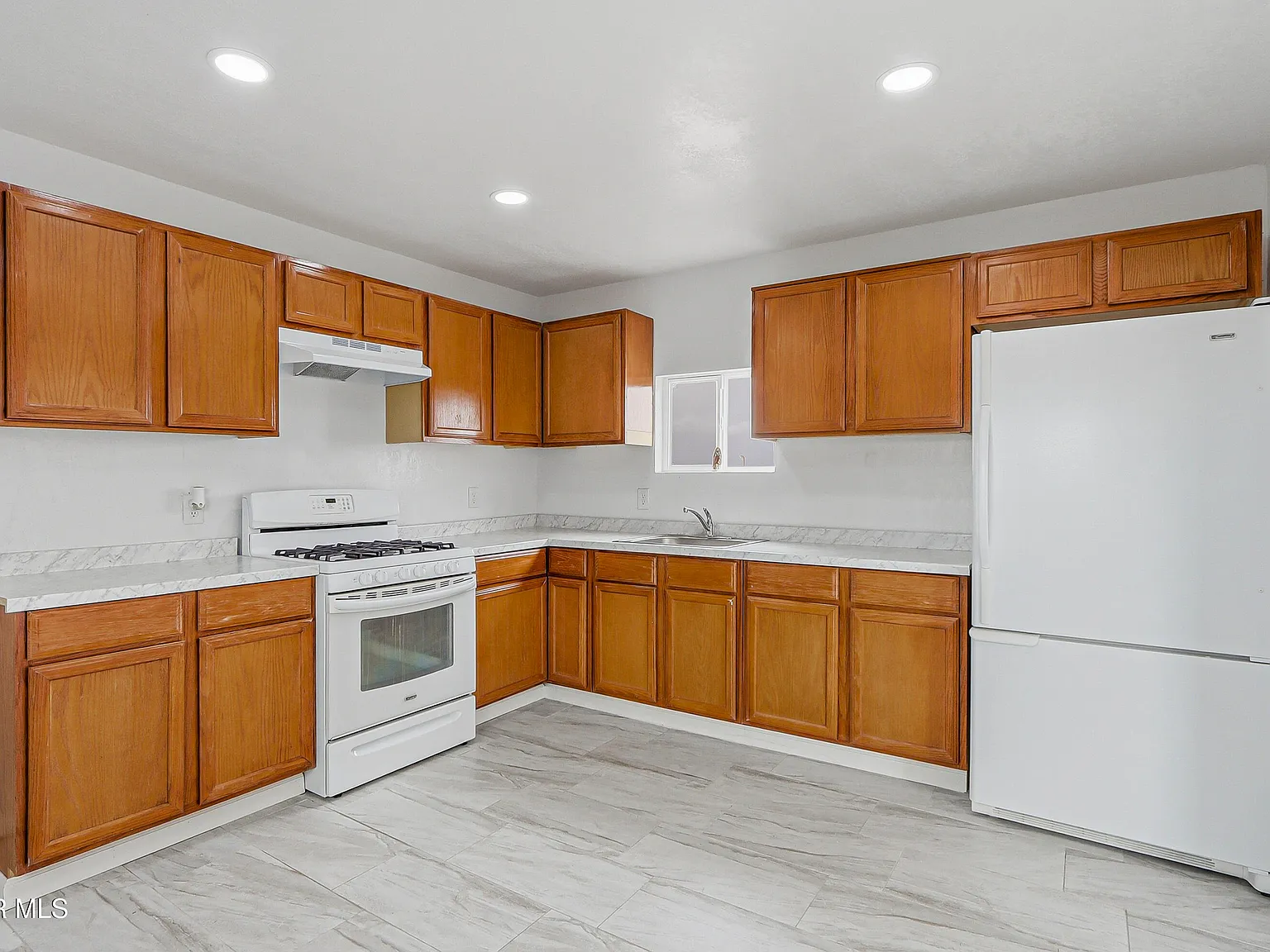 1 bed, 1.0 bath, 811 sqft, $950 — Photo 4