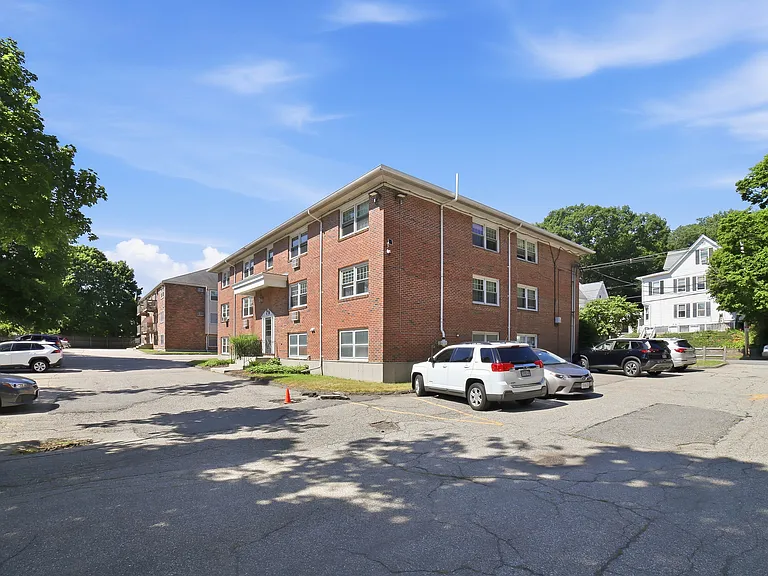 47 Alvarado Ave #1A — Photo 17