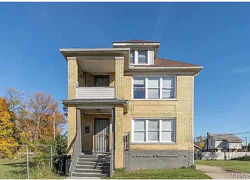 12144 Washburn St Photo 1