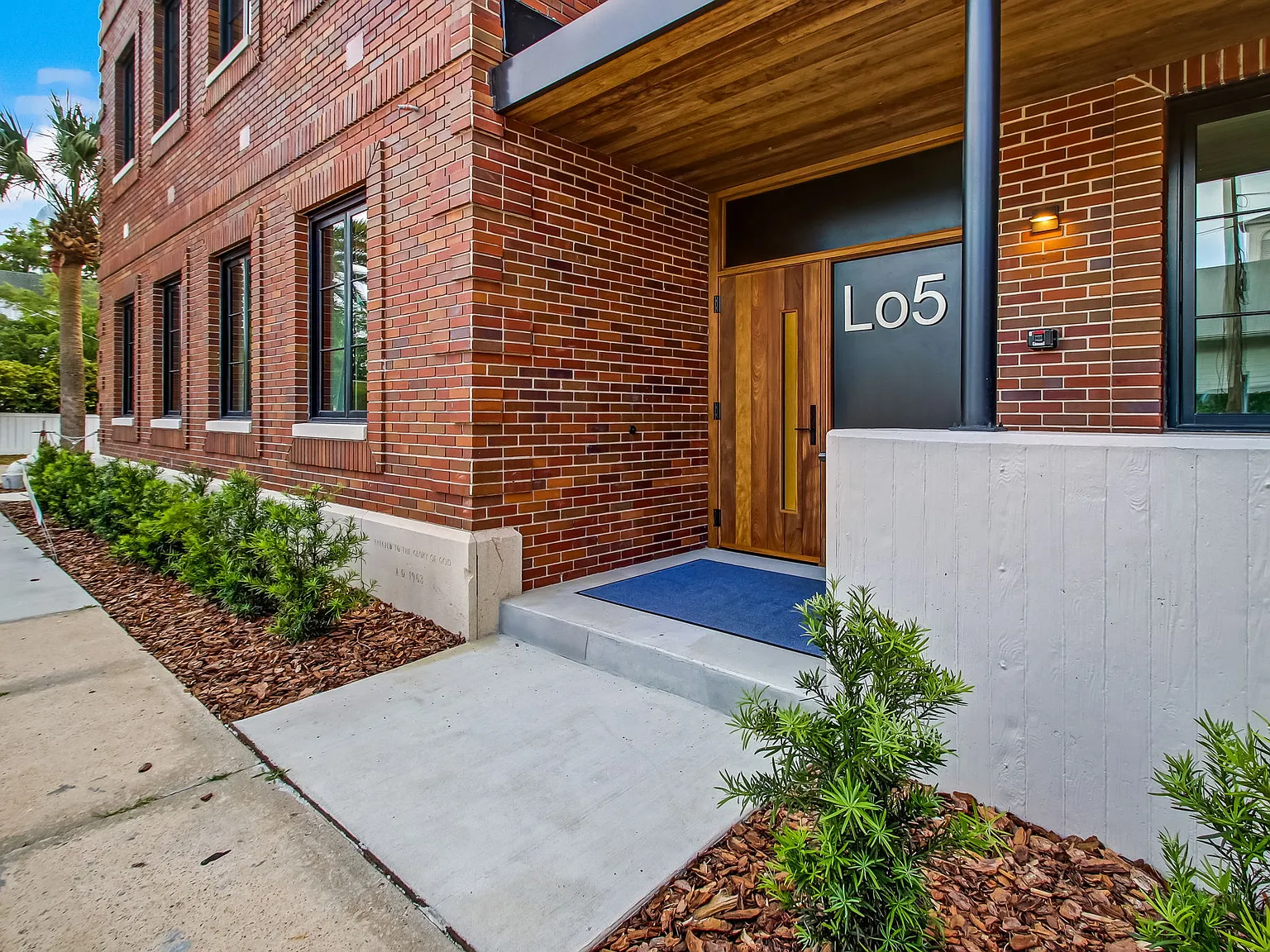 2 bed, 1476 sqft, $5,500 — Photo 2