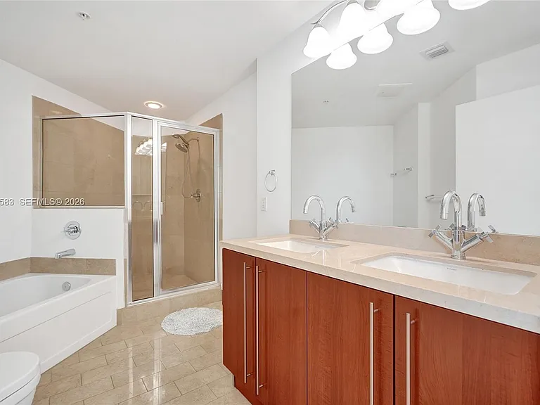 1111 SW 1st Ave #3514 — Photo 21