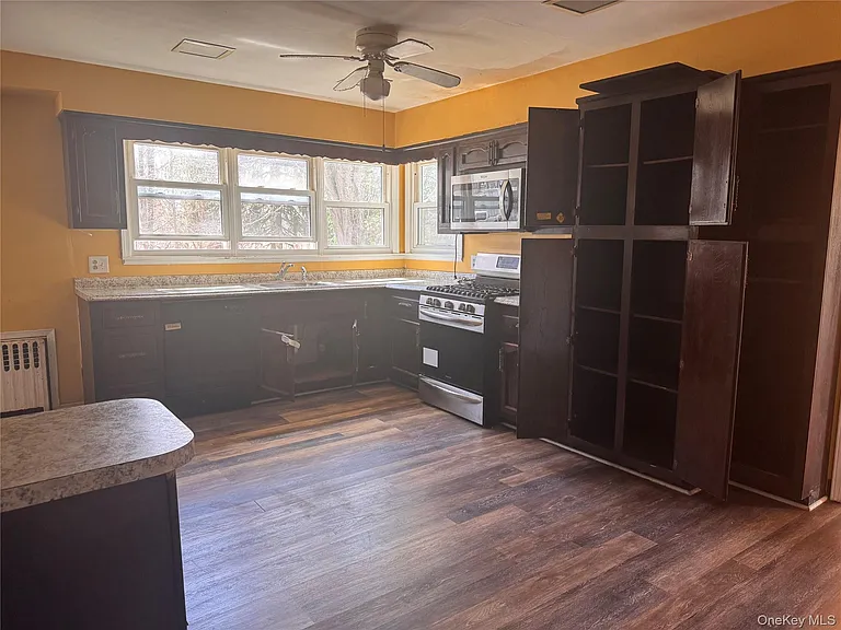 116 Williams Ave #101 — Photo 12