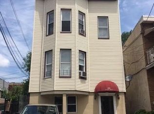 420 16th St APT 3, Union City, NJ 07087