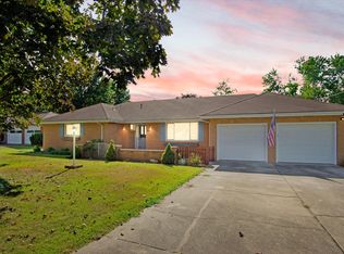 3303 N Delaware Ave, Springfield, MO 65803