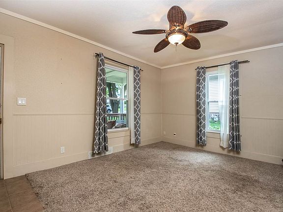 5th image of 2315 17th Ave