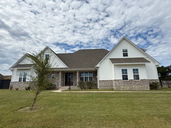 183 Greenhill Dr