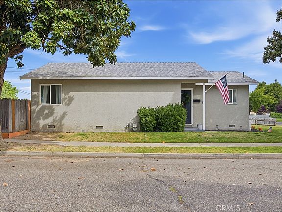 4th image of 2371 3rd St