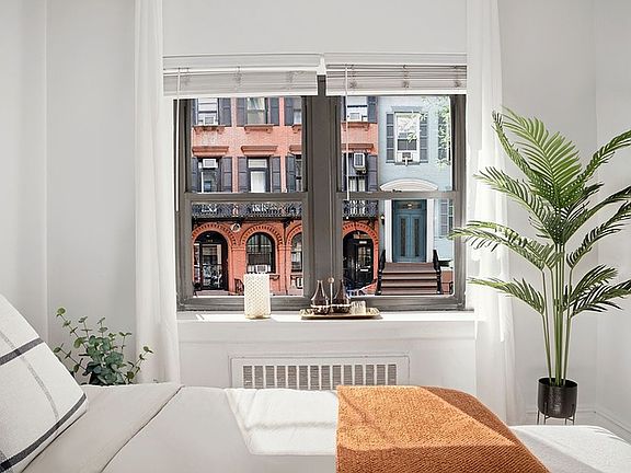 4th image of 133 E 30th St APT 1A