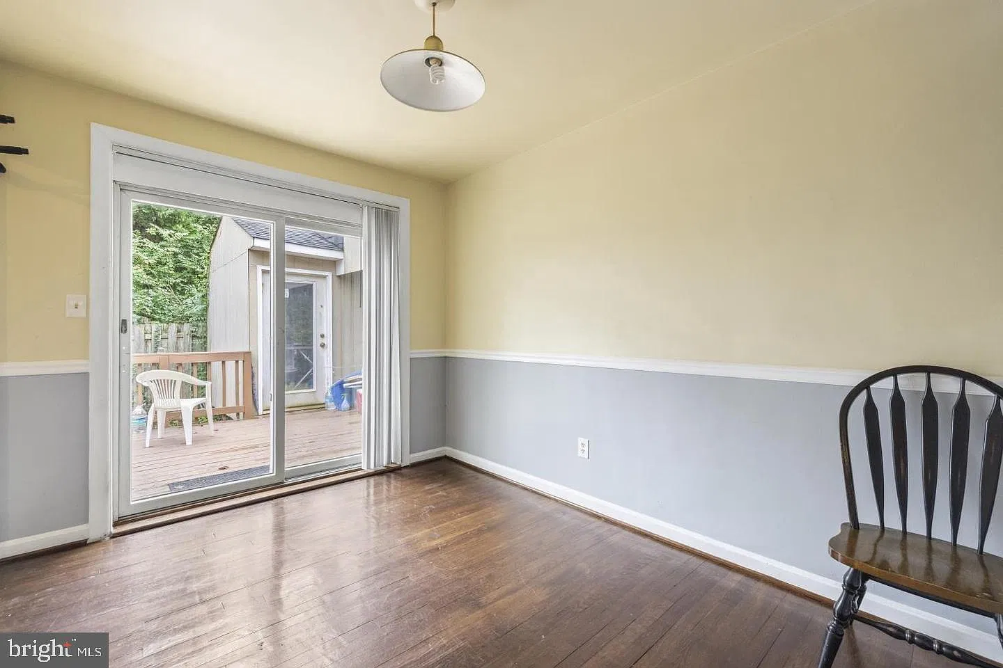 5 bed, 2.0 bath, 2144 sqft, $3,800 — Photo 4