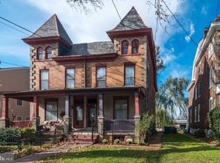 318 W Walnut St, North Wales, PA 19454