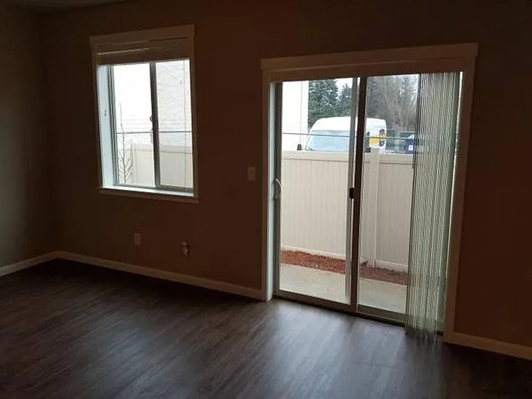 7649 NE 31st Cir #1 — Photo 8
