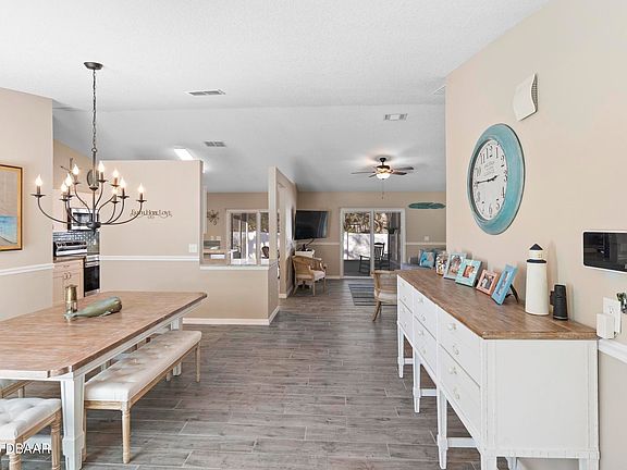 3rd image of 413 Coventry Estates Blvd