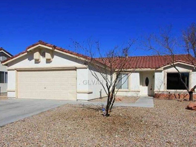 1st image of 3114 Honeysuckle Ave
