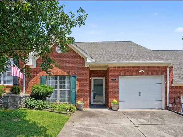 221 Wyndom Ct, Goodlettsville, TN 37072