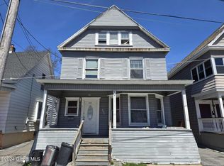 905 Francis Ave, Schenectady, NY 12303