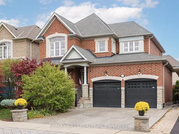 17 Hawkridge Trl, Brampton, ON L6P 2T5