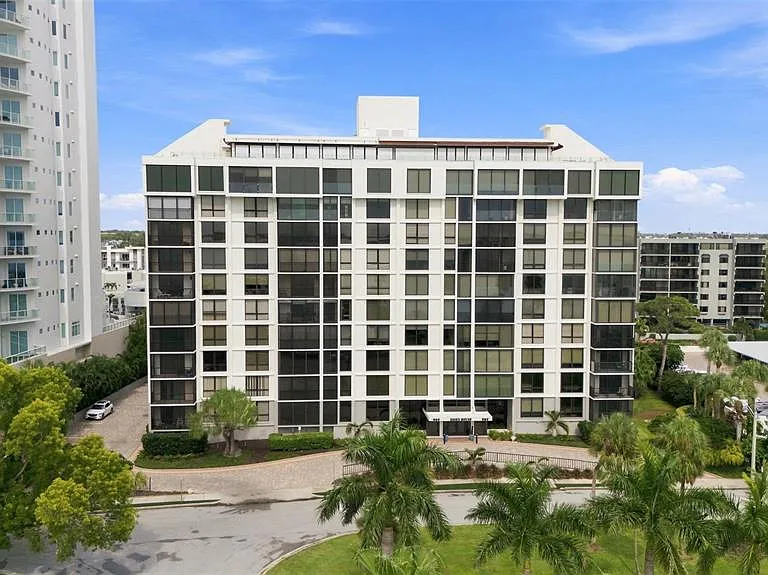 707 S Gulfstream Ave #207 — Photo 53