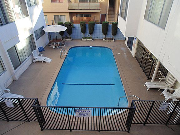 3rd image of 916 W Beach Ave APT 105
