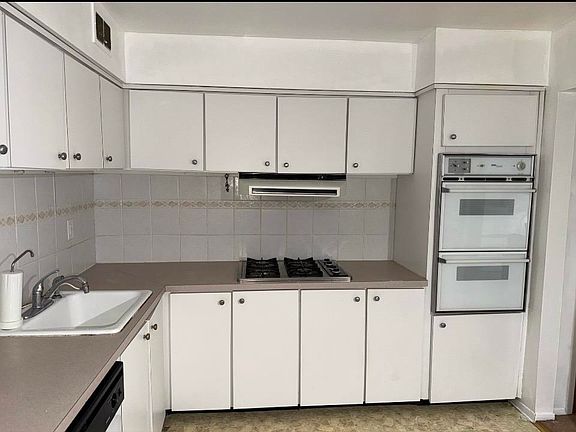 2nd image of 24 Sunset Ave #1
