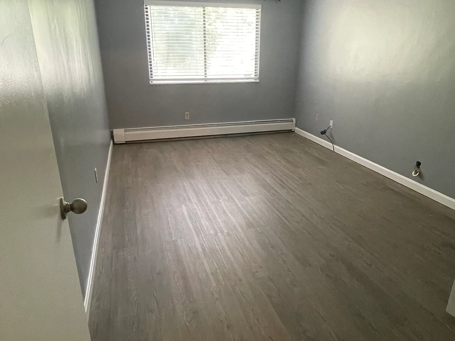 123 Whipple St — Photo 2