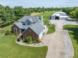 864 N Enon Rd, Yellow Springs, OH 45387