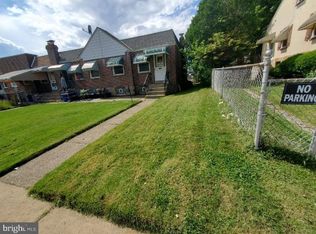 6822 Cottage St, Philadelphia, PA 19135